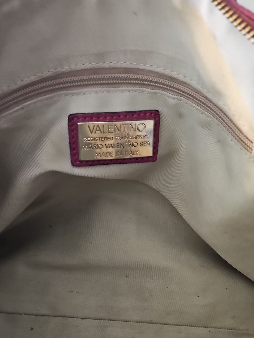 Stylish Women's Top-Handle Satchel in Deep Berry - Picture 3 of 6